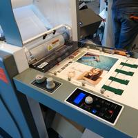 Macchina plastificatrice / nobilitatrice