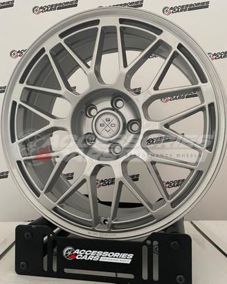 Set di cerchi in lega da 18 FONDMETAL 9EVO Silver