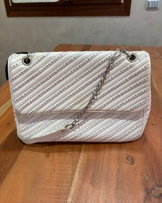 Borsa a tracolla bianca con logo Gaelle