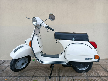 Vespa px150 e arcobaleno
