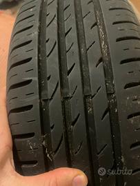 4 Gomme 250/60 R16  con i cerchi