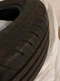 4 Pneumatici estivi Sava IntensaHP2 215/60 96H R17