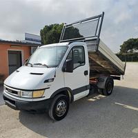 IVECO DAILY ribaltabile trilaterale