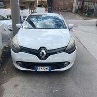 Clio station wagon