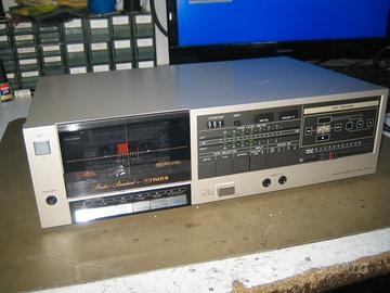 REGISTRATORE A CASSETTE