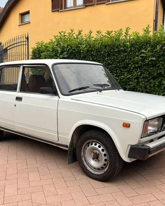 Lada 2105 targa e documenti ITALIANI