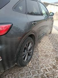 Ford KUGA 1500 120cv