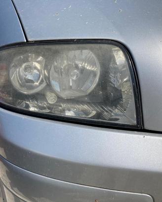 FARO ANTERIORE DESTRO AUDI A2 Serie (8Z0) FARO AUD