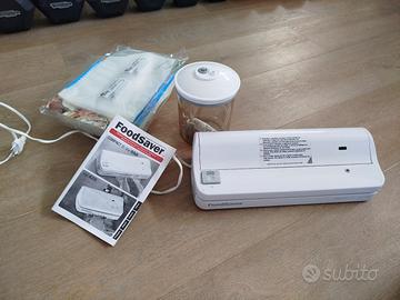FoodSaver compact II VAC 420 MACCHINA SOTTOVUOTO 