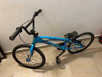Bmx bicicletta Intense Expert XL 6061