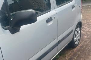 Auto usata da sfruttare