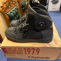 Scarpe-Borsa-Pantaloni tecnici moto uomo/donna