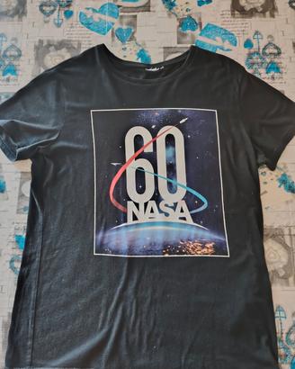 t-shirt della nasa taglia M 