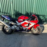 Honda CBR 900 RR 2001