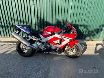 Honda CBR 900 RR 2001