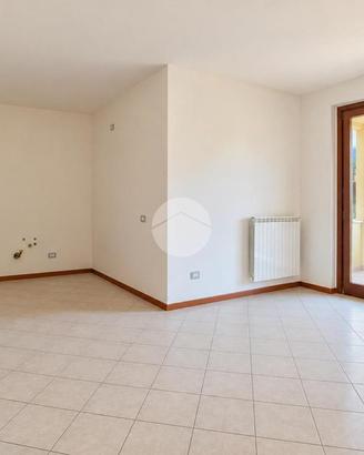3 LOCALI A TOSCOLANO-MADERNO