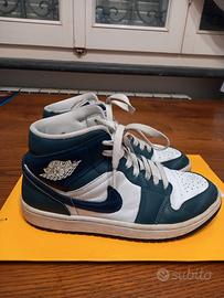Nike Jordan verdi n.38,5