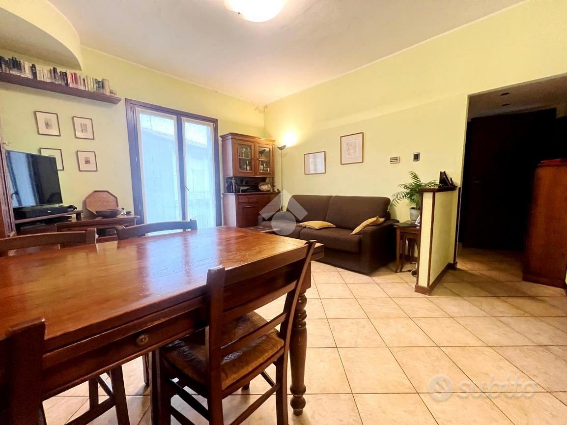 3 LOCALI A TURATE - Vista 3
