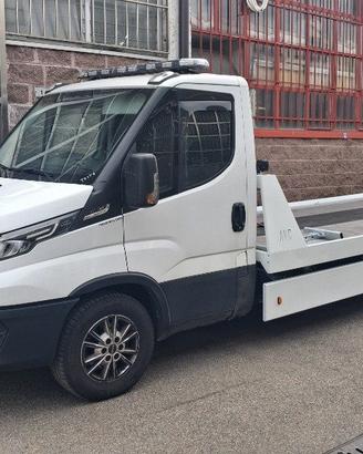 IVECO CARROATTREZZI carroattrezzi