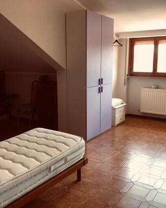 Camere da 280 mensili ,sant' Egidio alla vibrata
