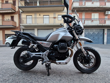 Moto Guzzi V85TT