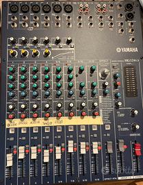 Mixer Yamaha MG124CX 12 canali
