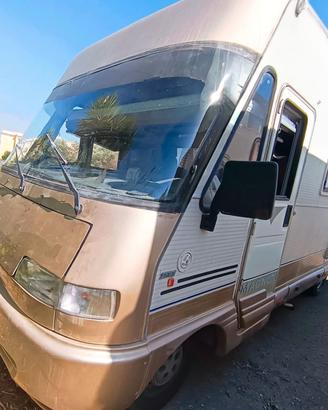 Camper Motorhome 