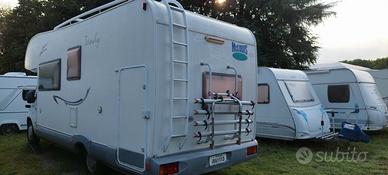 MC Louis tandy 640 camper