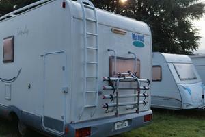 MC Louis tandy 640 camper