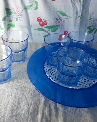 serv.6 bicchieri e piatto vetro blu da party