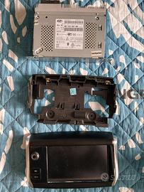 radionavigatore auto  SMEG +IV2 per Peugeot usato