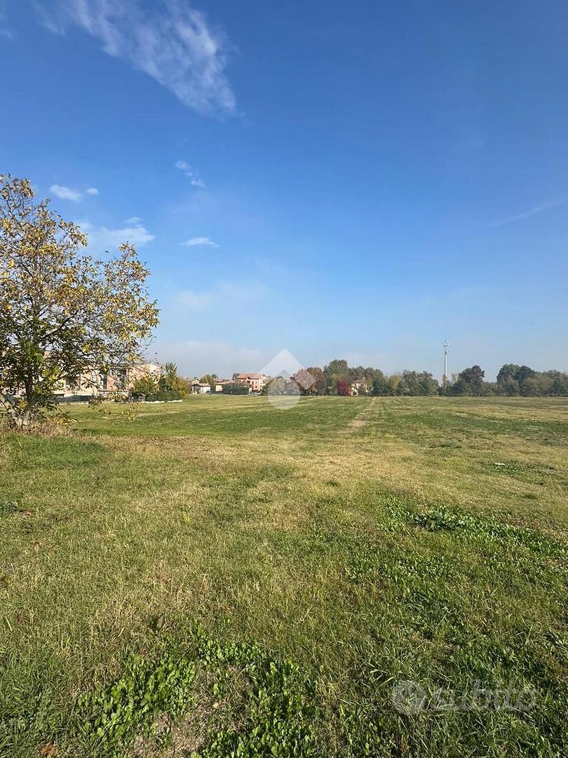 TER. RESIDENZIALE A REGGIO NELL'EMILIA - Vista 6