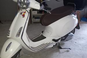 Piaggio Vespa 150 Primavera - 2019