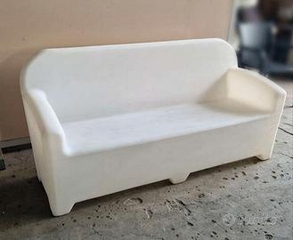 Divanetto Slide in polietilene per esterno 