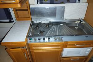 Roulotte hobby 6m prestige no documenti 4 posti 6