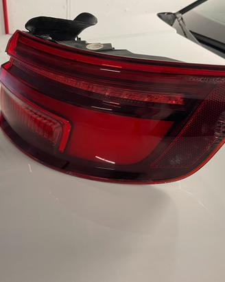 Faro posteriore audi A3 DX modello sporback 2018