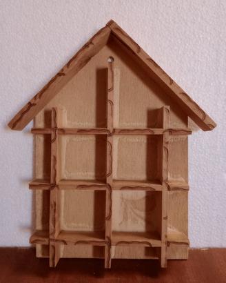 Bacheca a forma di Casetta degli anni Ottanta 