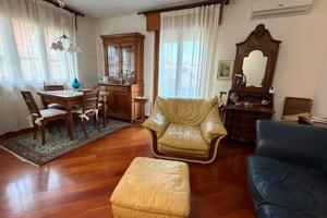 Mestre 3 camere contesto signorile