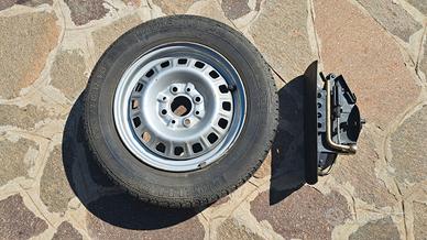 Kit ruota di scorta con cric Fiat uno o simili