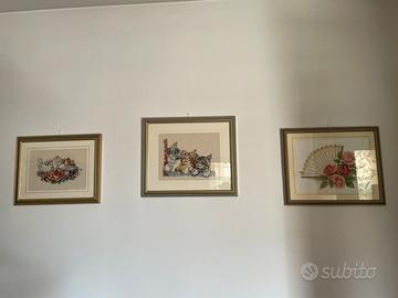 Quadri con ricami artigianali