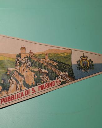 Originali Bandierina/ Gagliardetto per Vespa anni