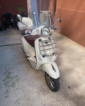 Vespa Primavera 125 abs
