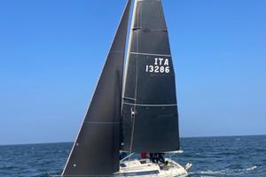 X-Yachts 332