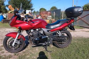 Kawasaki ZR-7S