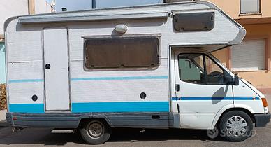 Camper ford katamarano