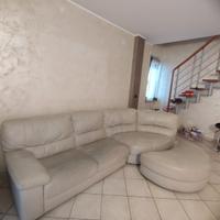 divano in pelle ( marca poltrone e sofa)