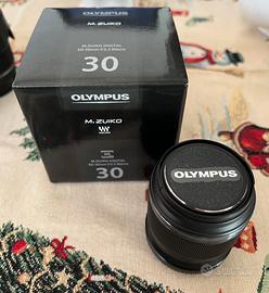Olympus M.Zuiko ED 30mm f/3.5 Macro
