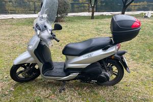 Scooter motorino 125cc peugeot