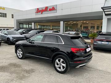 Audi Q3 35 TDI S tronic Business Advanced