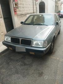 lancia Thema 2.0 i